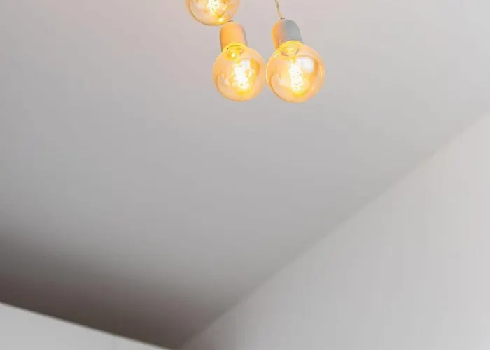 Shiny With Balcony & Private Parking Appartement *