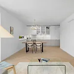 Апартаменти Shiny With Balcony & Private Parking